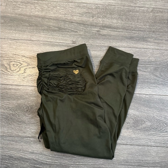 Cute Booty Lounge Olive Green Leggings Jogger Scrunch Butt Size 2XL - Picture 1 of 5